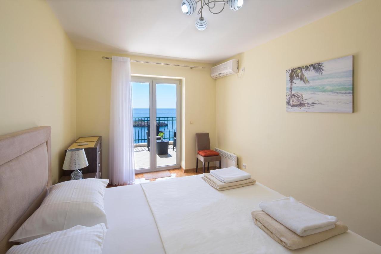 Family Apartment With Sea View Sveti Stefan Budva Exterior photo